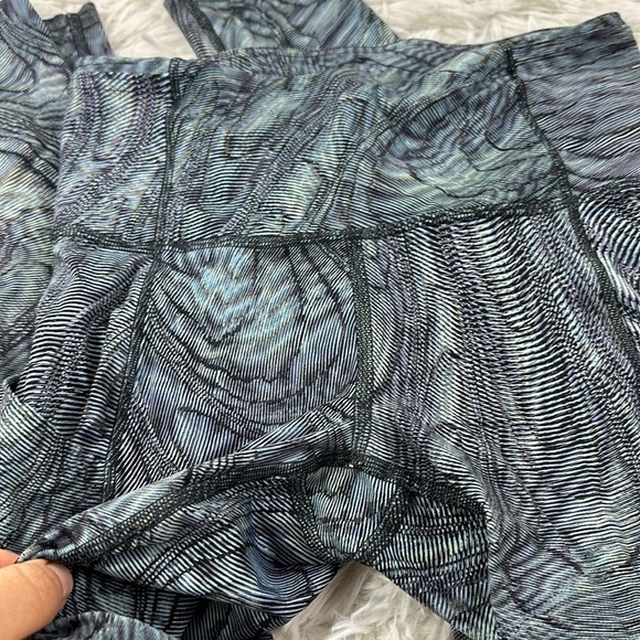Lululemon Fast and Free Tight 25" *Non-Reflective Nulux Dimensional Icing Blue M - Picture 2 of 7